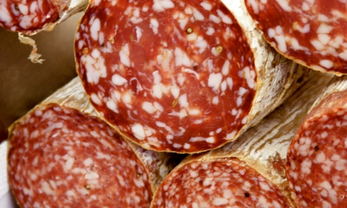 Is Salami Raw Or Cooked? Can You Eat It Raw ? Here's What This Deli