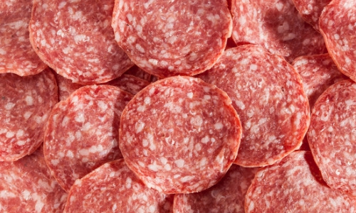 What Is Salami Made Of ? How It's Made + A Few FAQ - Foodiosity