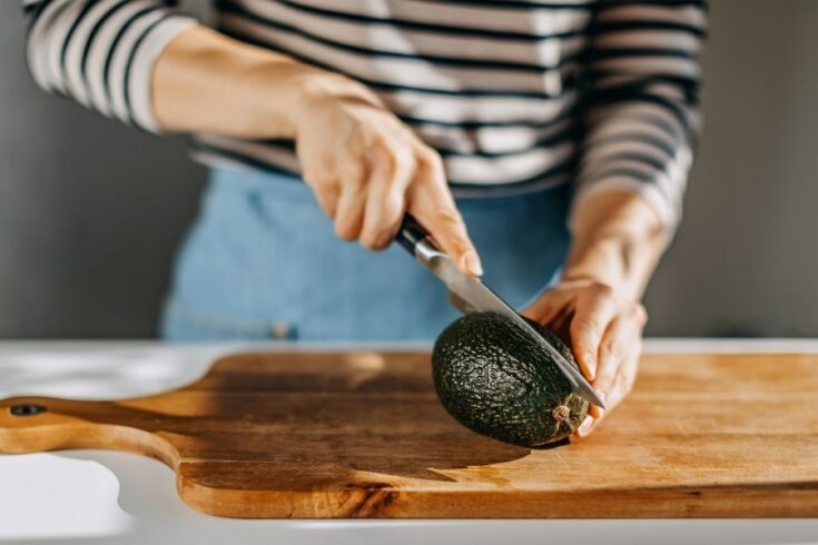 Eating Under Ripe Avocado Can You Eat Unripe Avocados? Is It Safe ? Do This Instead - Foodiosity