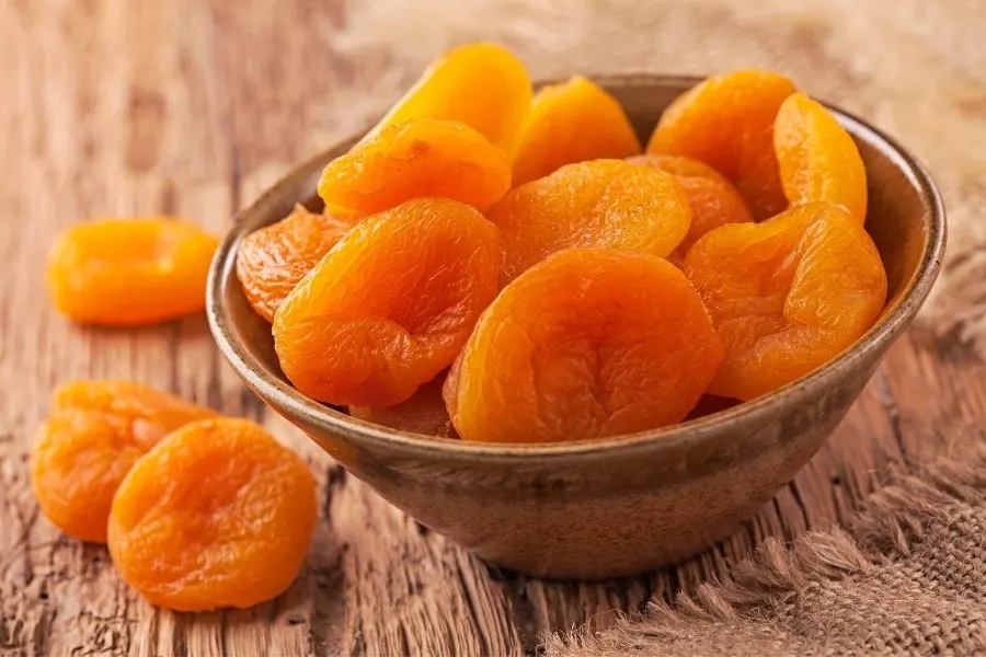 dried apricots