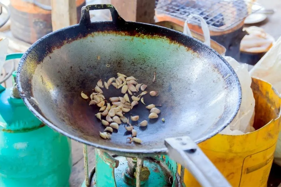 frying garlic