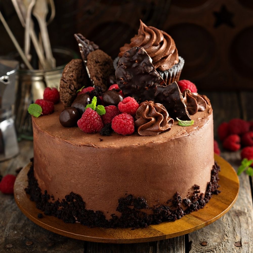 Ganache VS Frosting 4 Ways They're Different & How To Use Them
