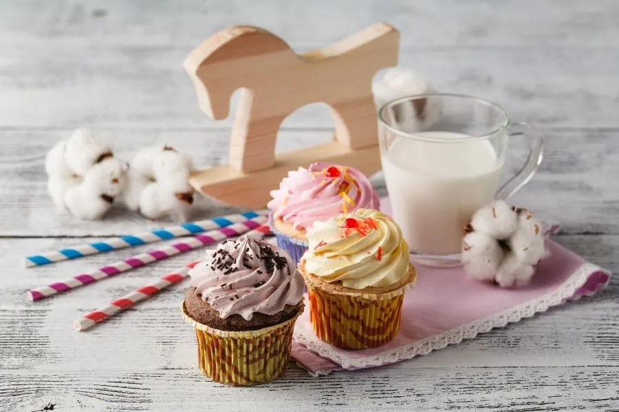 milk cupcakes