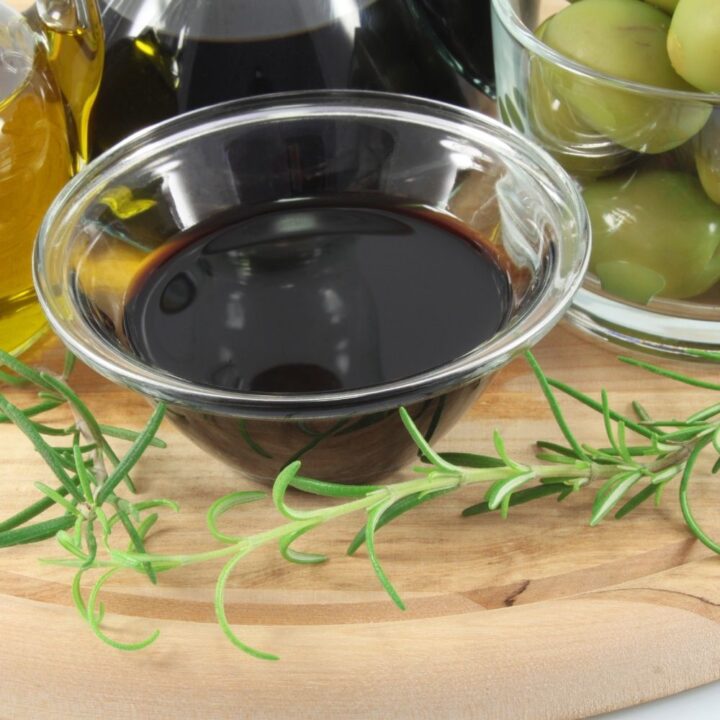 What Does Balsamic Vinegar Taste Like ? Here's What To Know Foodiosity