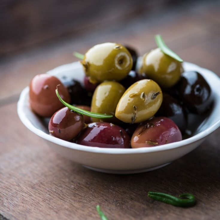 Kalamata VS Black Olives 3 Juicy Differences Foodiosity