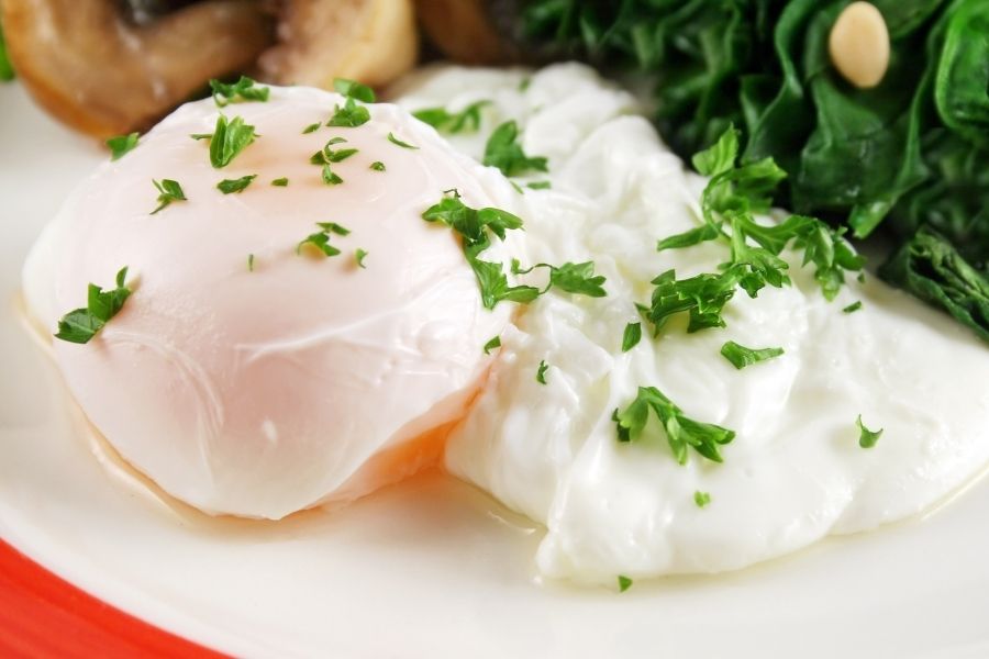 poached eggs (1)