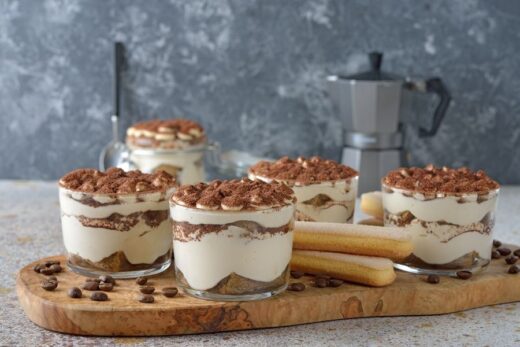 Can You Freeze Tiramisu ? Here's How To Freeze And Thaw It! - Foodiosity