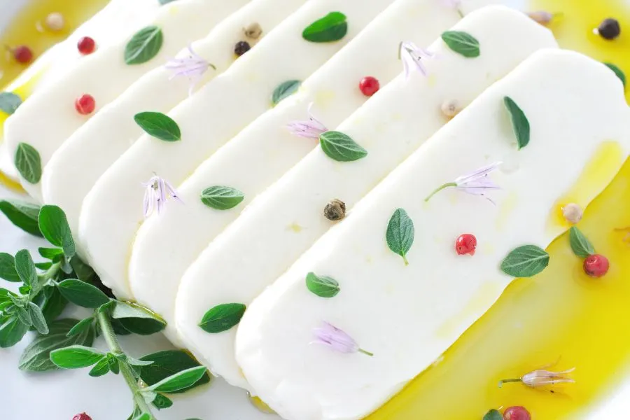 halloumi olive oil