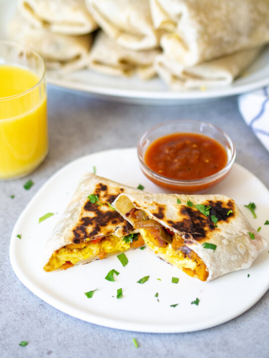 55 Breakfast Recipes - Easy & Quick Ideas To Feed A Crowd - Foodiosity