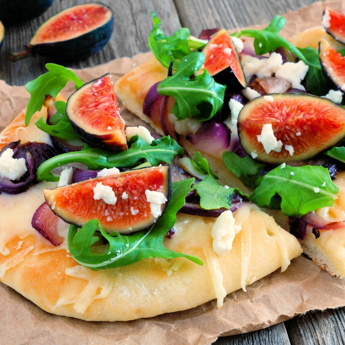 fig goat cheese pizza