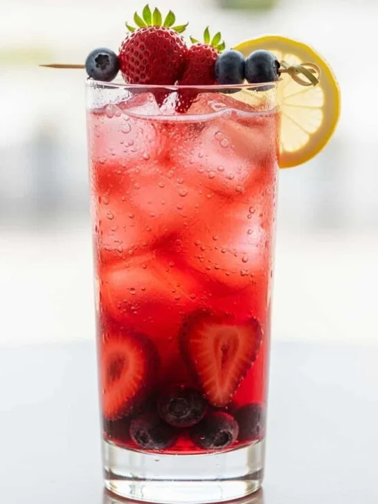 Berry Seltzer Refresher