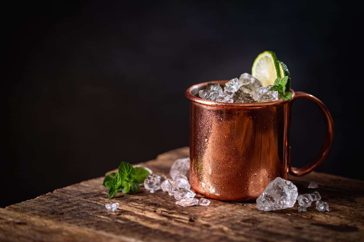 12 Fall Mule Drinks with Warm, Cozy Flavor - Foodiosity