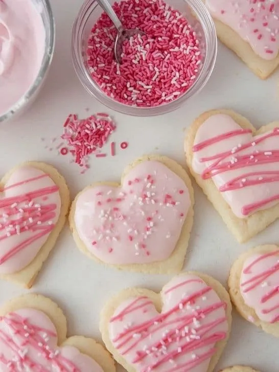 Easy Valentines Treats: Heart Sugar Cookies