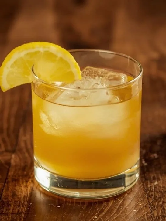 Gold Rush Cocktail Recipe with Ginger