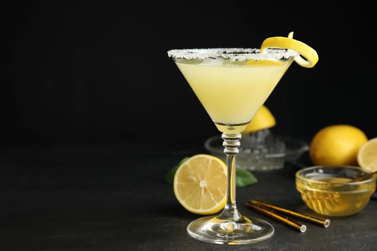 Bee&rsquo;s Knees Cocktail Recipe