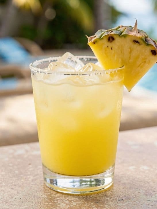 Classic Malibu Pineapple
